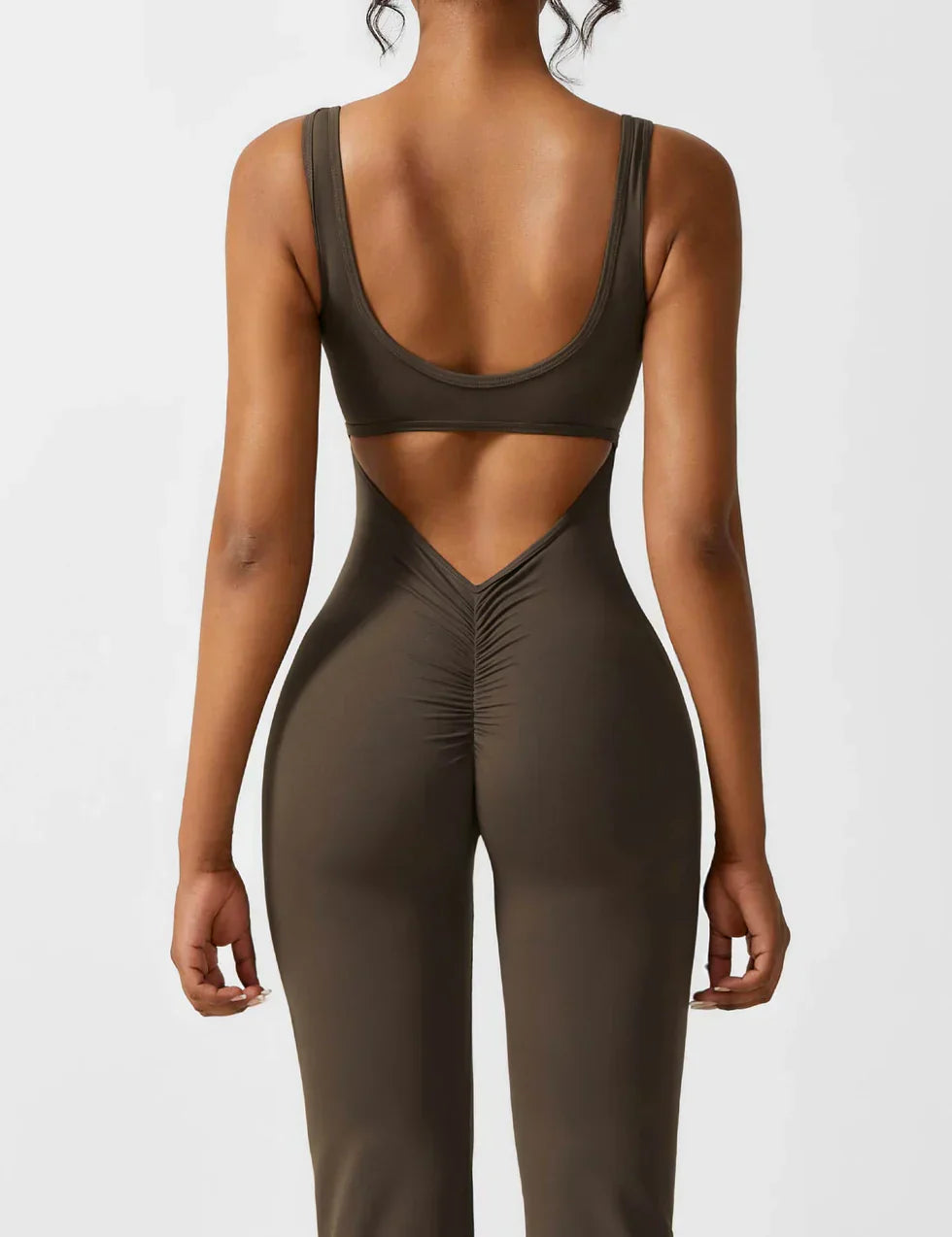 Elodie - Jumpsuit s rozšířenými nohavicemi a V-zadním výstřihem