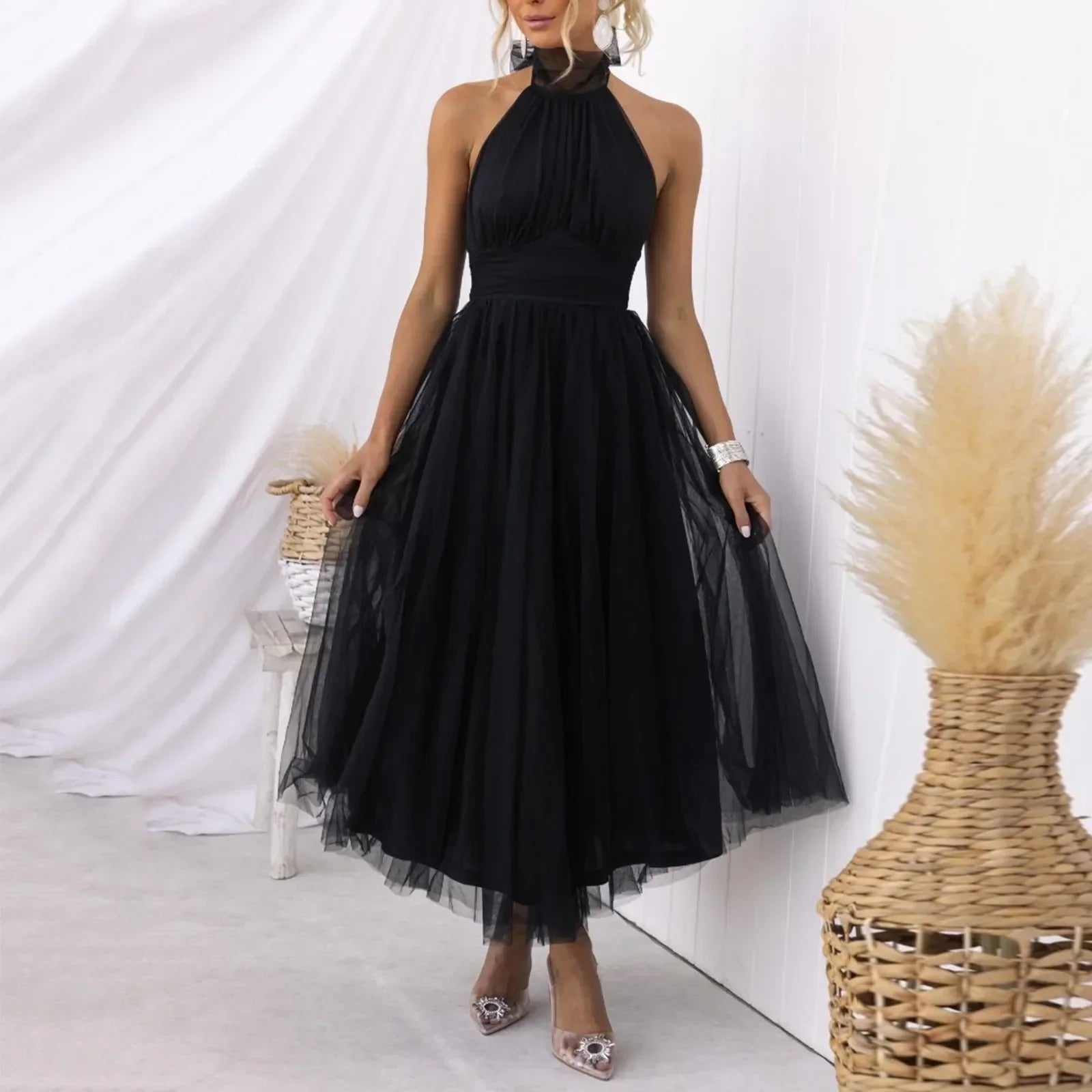 LIZ™ - ELEGANTNÍ ŠATY BEZ RUKÁVŮ